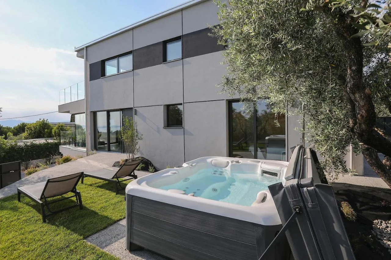 Inoltre Suite Bardolino Italien