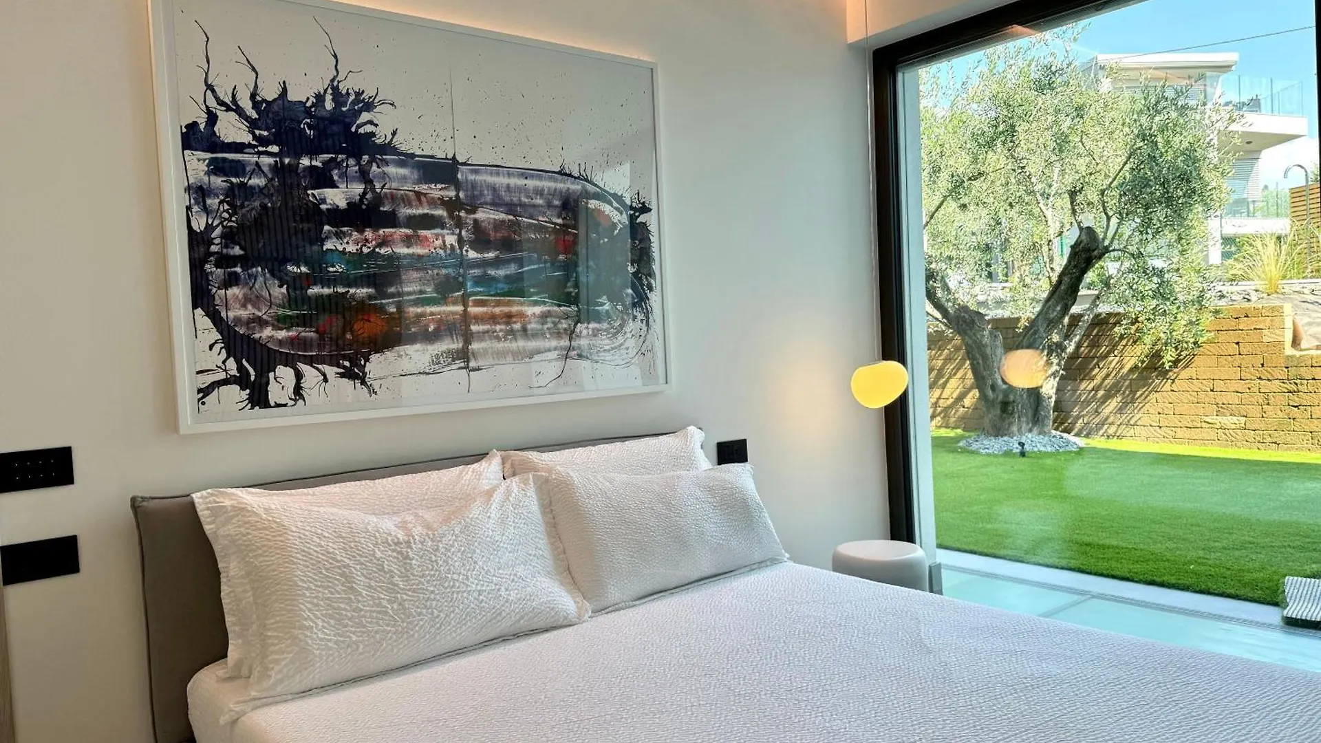 Inoltre Suite Bardolino Italien