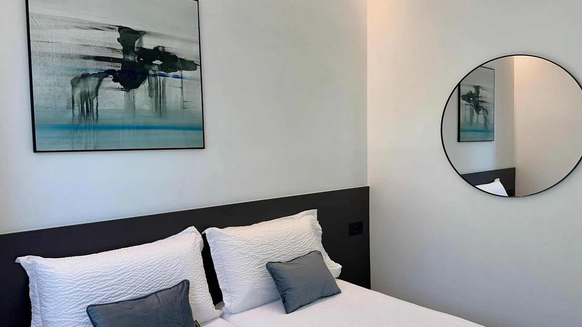 Inoltre Suite Bardolino 0*,  Italien