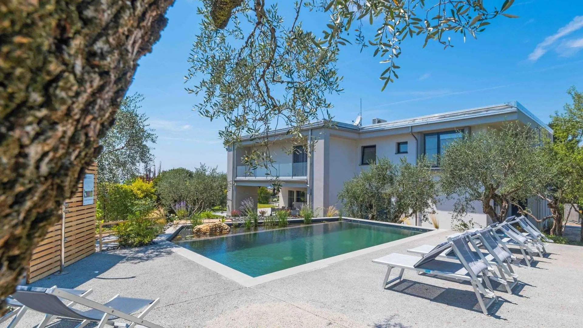 Inoltre Suite Bardolino Apartment