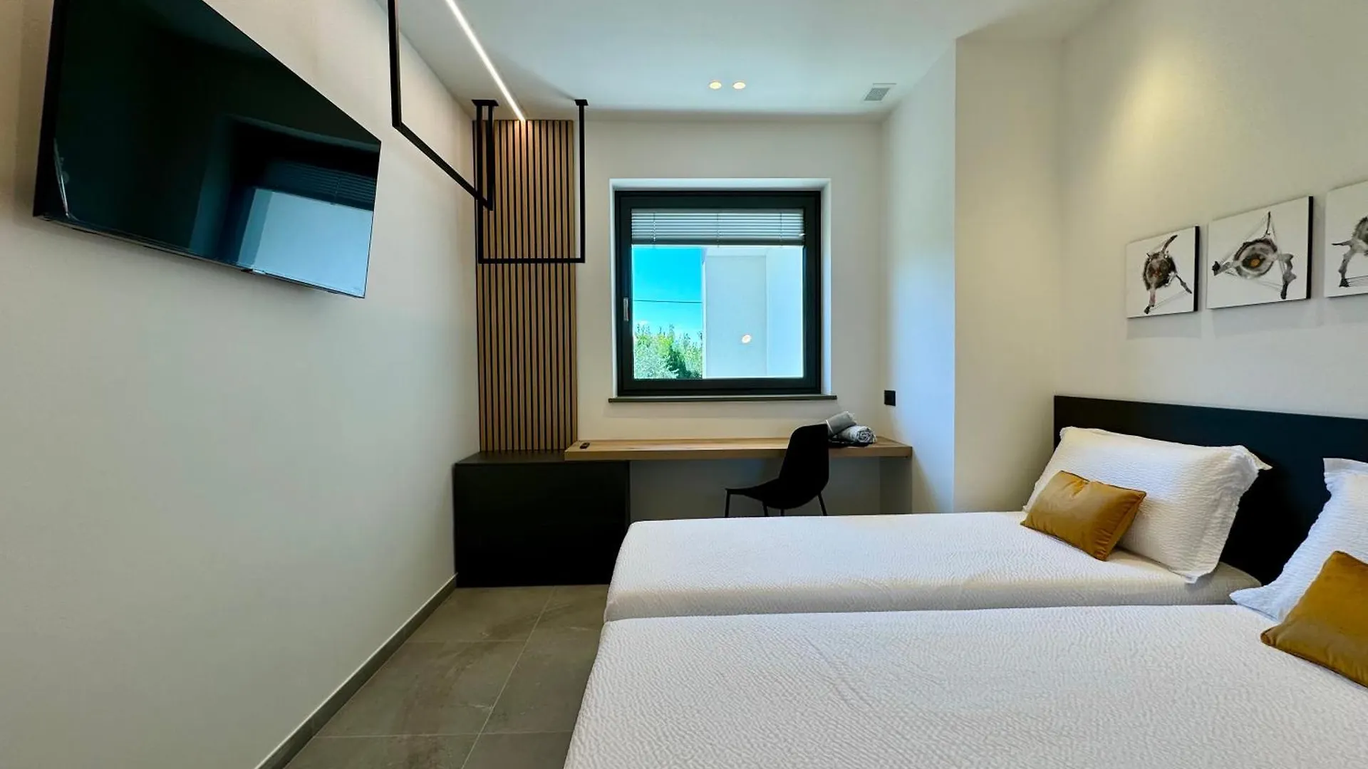 Inoltre Suite Bardolino Italien